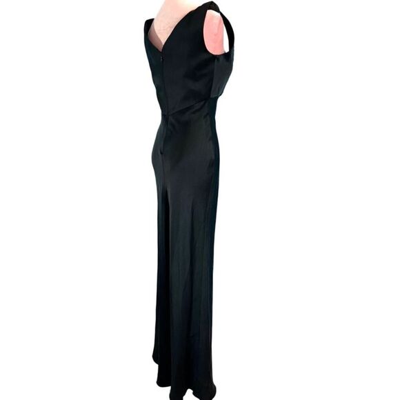TAHARI Blk Silk Dress Long Special Occasion Holiday Party Sequins Across Bust 2 - Picture 2 of 11